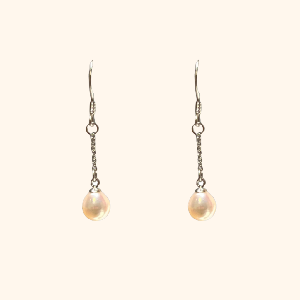 Raindrop Pearl Earring