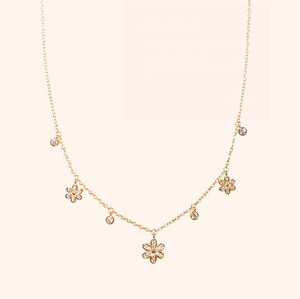 Gold Daisy Necklace