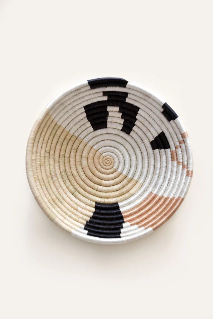 Abstract Form Plateau White